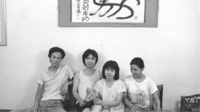 57歲娶了小25歲學生，60歲喜得龍鳳胎，如今70歲為奶粉錢瘋狂拍戲 娛樂八卦吃瓜 第6张