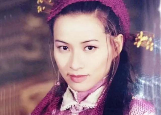 被年幼兒子發現黑歷史，艷星麥家琪悔不當初拍攝風月片 娛樂八卦吃瓜 第7张