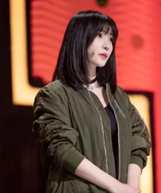 柳岩辛酸史：母親患癌，父親去世，自己也身患重病，41歲不婚不孕 娛樂八卦吃瓜 第13张