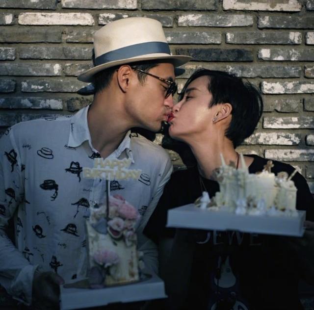 袁弘曬照慶結婚5周年，張歆藝剪短發後超帥，夫妻同框似「兄弟」 娛樂八卦吃瓜 第1张