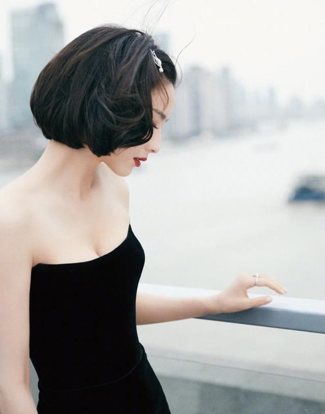 陳思誠帶兒子朵朵出街，獨自帶娃佟麗婭未露面，離婚依舊是好爸爸 娛樂八卦吃瓜 第8张