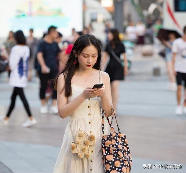 教你微信群发小妙招，但不建议使用：祝福因人而异 必须真情实感