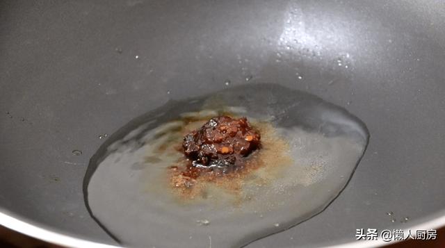 土豆別再燉肉了，教你一個新吃法，好吃到停不下來，比吃肉香 熱愛美食 第18张