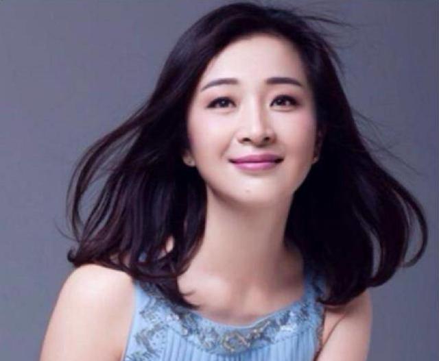 50歲張嘉譯惡疾纏身，近照蒼老異常，為身體健康改名但求心安？ 娛樂八卦吃瓜 第11张