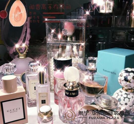 七夕给女朋友送什么礼物合适？ 情人节送给女朋友什么礼物