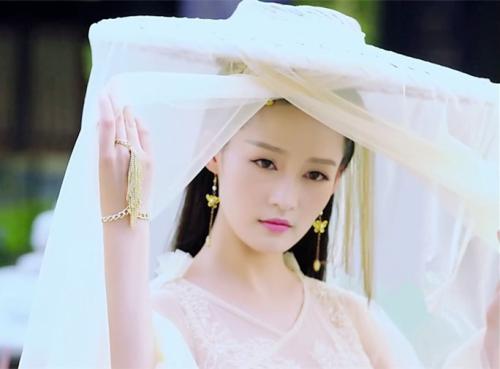 李沁奪得女神大賽冠軍！連續3年陪跑的古力娜扎，究竟輸在哪？ 娛樂八卦吃瓜 第11张