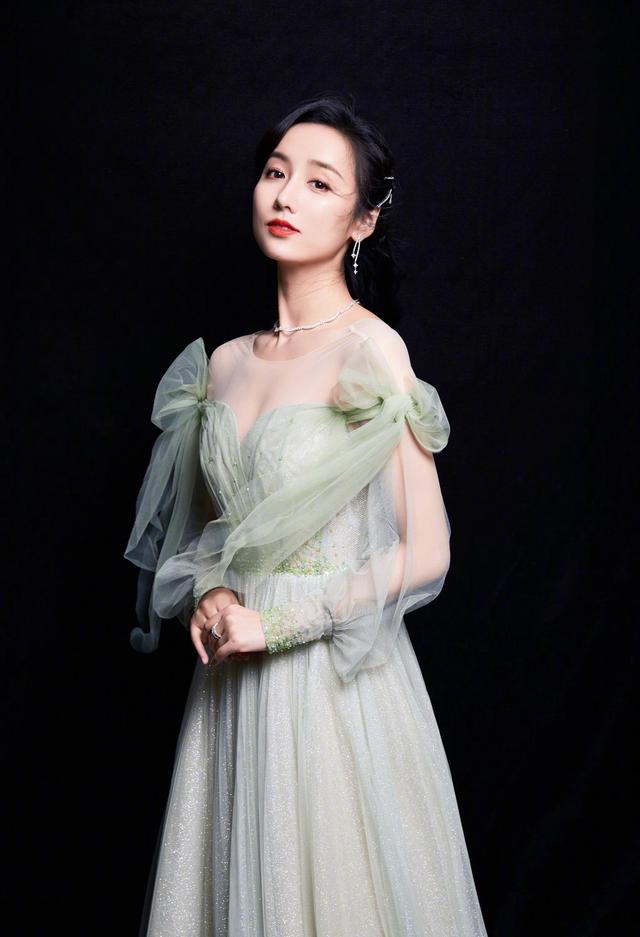 呂一真是美死了！35歲卻擁有20歲時的好身材，氣質出塵迷死人 街拍正妹 第6张