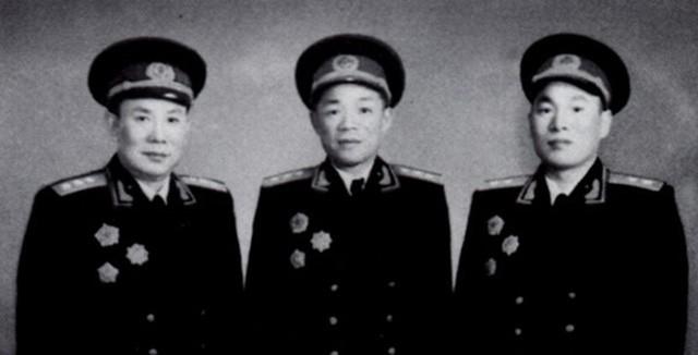 韩先楚子女后来怎么样了（一门三子女入伍当兵）