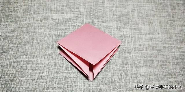正方形礼盒蝴蝶结打法 礼盒上怎么打蝴蝶结