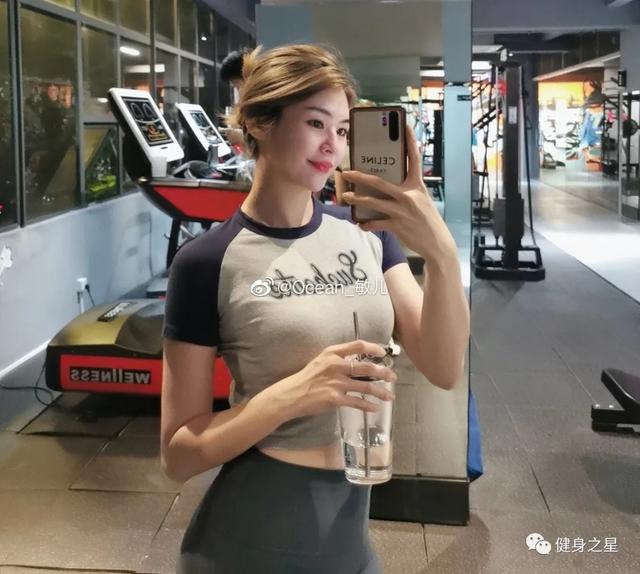 27歲的廣東女健身教練，身材健美有型，路上回頭率十足 街拍正妹 第2张