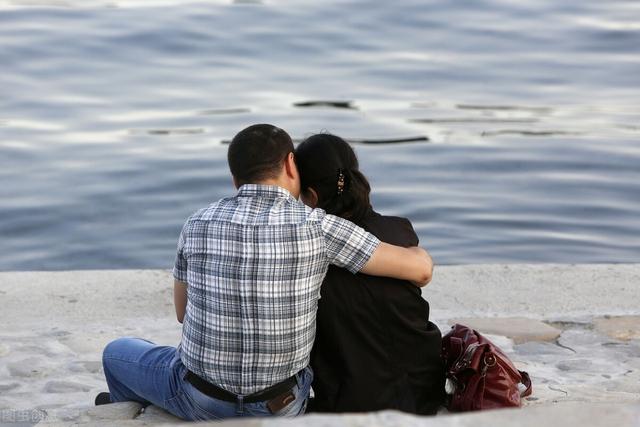 言情类日本网络电视推荐（日本最经典的十大爱情剧）