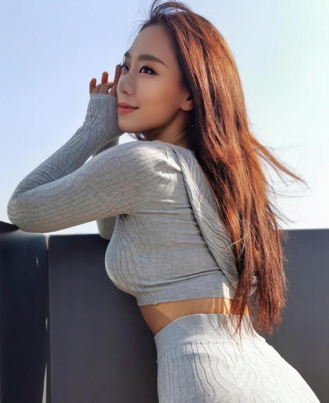 美女健身3年，腰臀比比卡維密超模還性感，教你如何練出同款身材 健身減肥達人 第5张