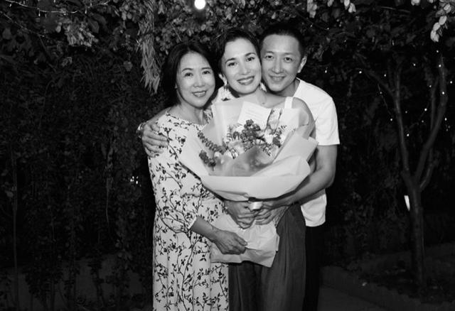 韓庚發文為盧靖姍慶生，35歲盧靖姍看不出老態，和韓庚一臉恩愛 娛樂八卦吃瓜 第5张
