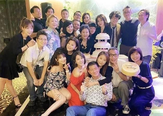 林心如霍建華日常「膩歪」，參加好友生日派對，倆人私生活真豐富 娛樂八卦吃瓜 第2张