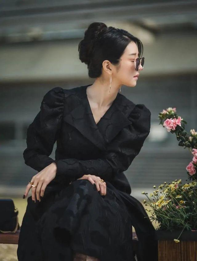 徐睿知新劇造型大受歡迎！腹黑魔女風穿搭魅力十足，讓人難以招架 娛樂八卦吃瓜 第5张