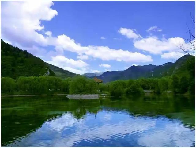 朱熹两首经典诗歌赏析（观书有感、春日）