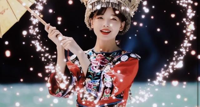 「最美女記者」王冰冰再次俘獲人心！穿湘西服飾宣揚文化，太養眼 娛樂八卦吃瓜 第1张