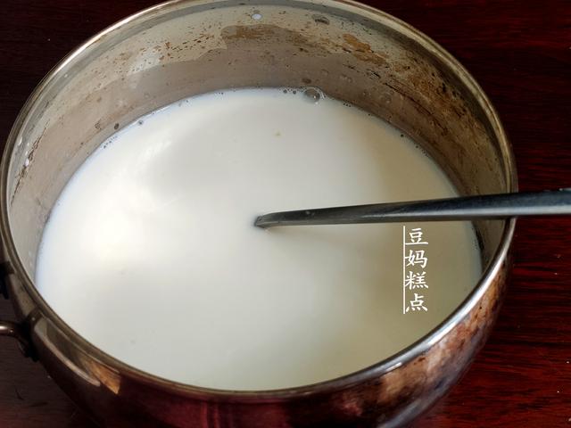煮1分鍾，放一夜即成，這點心清涼滑嫩，常吃皮膚白淨不長斑 熱愛美食 第10张