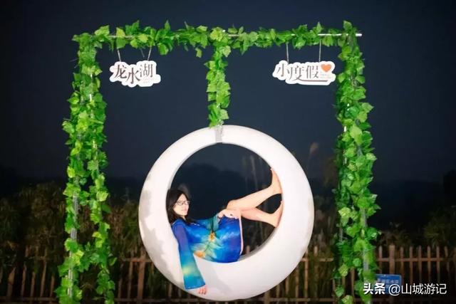 情人节送男友礼物和老婆牵手数年 你还知道情人节送什么礼物好吗？