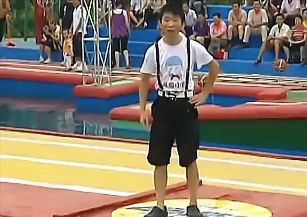 26檔綜藝9檔常駐，一年錄制108期節目，楊迪為何這麼拼？ 娛樂八卦吃瓜 第8张
