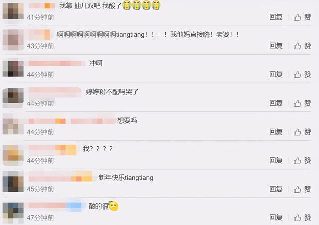 一大堆礼物实拍照片 收到的礼物晒图照片