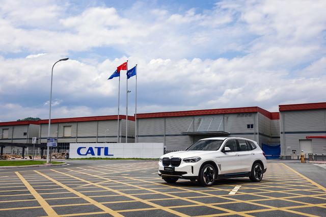 坚持“可持续发展”的豪华，牛车网试驾华晨宝马iX3