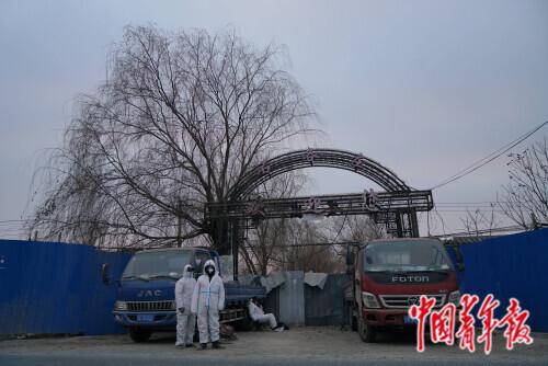 疫情下的北京石各庄村只进不出多为外卖骑手等外来务工者居住