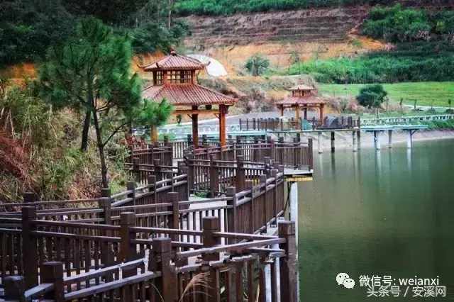 2·蔡洋水库推荐指数:5地址:蓬莱镇蓬莱山麓清水岩是国家aaaa级风景