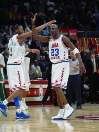 答球迷:当年谁抢了乔丹最后一届全明星mvp?5个争议人物谁最冤?