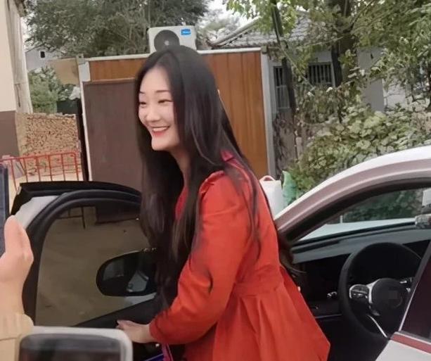 陈亚男自作聪明成笑话反观大衣嫂的清醒才是真正的赢家