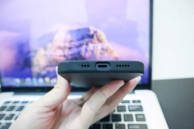 用了半个月才敢来评价这款ESR亿色悦色MFM磁吸手机壳