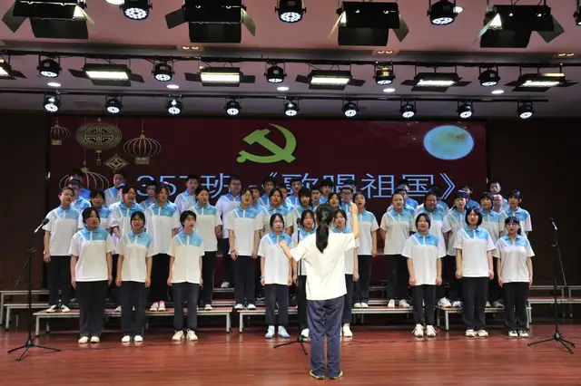 童心向党 红歌嘹亮|湘潭市三中举行“童心向党——唱支红歌给党听”合唱比赛