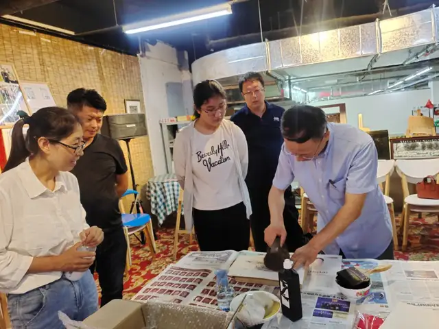 “国际版画藏书票鉴赏交流艺术沙龙” 在垂杨书院莱芜文化创意中心举行(图7)