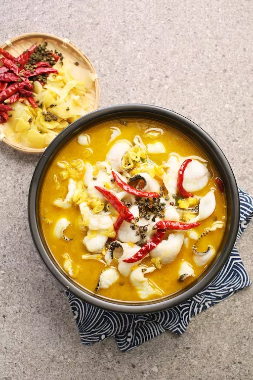 道道现炒的胡子大厨，如何成为上海湘菜性价比之王的？