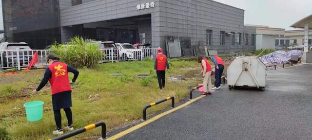 湖南省第三工程有限公司联点共建桃李社区备战创文工作 切实将“我为群众办实事”活动引向深入