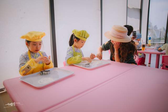 魔都遛娃宝藏地，上海宋城亲子游详细攻略，来一场侏罗纪穿越