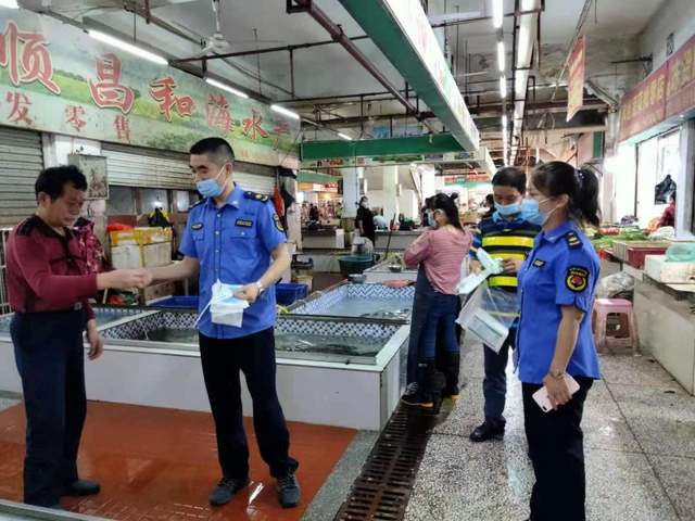 湘潭县城市管理和综合执法局：加强农贸市场疫情防控 保障人民群众食品安全