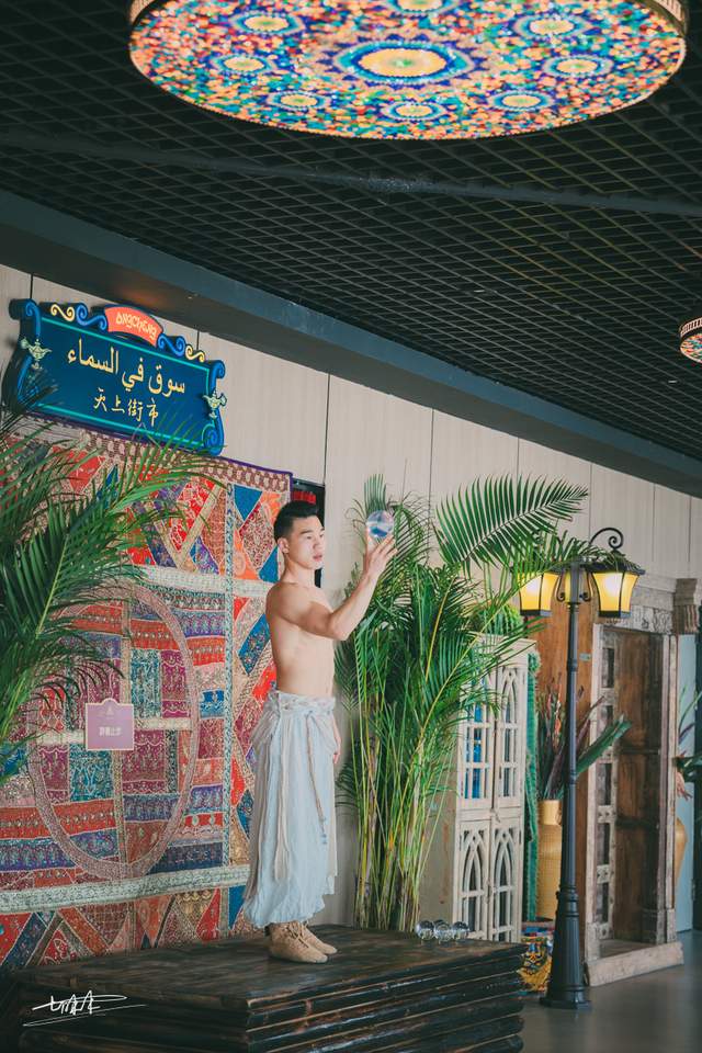 魔都遛娃宝藏地，上海宋城亲子游详细攻略，来一场侏罗纪穿越