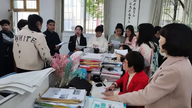 立足校本研修 助力教师成长 —记湘潭凤凰中学2021年青蓝工程青年教师汇报课