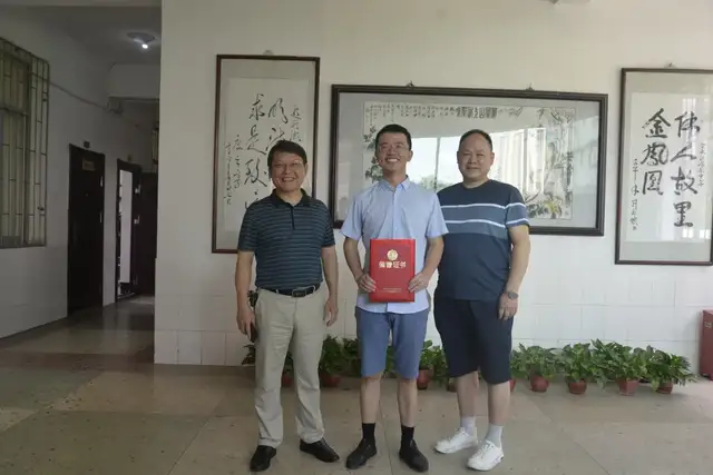 再创佳绩！湘潭市中小学教师教学竞赛，湘潭凤凰中学王玮老师勇夺第一！