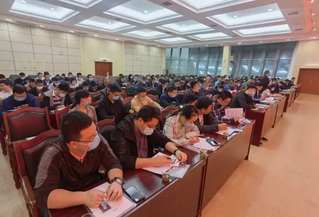 充电蓄能！湘潭市交通质安站组织举办全市公路水运工程从业人员施工质量安全和造价业务培训班