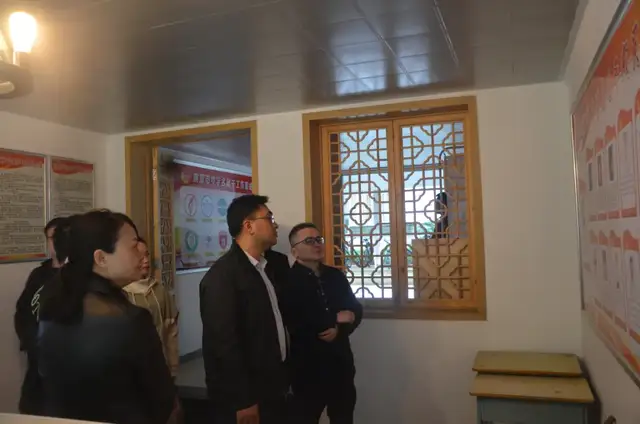 共青团湖南省委赴湘潭市二中调研共青团工作