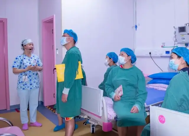 实地分娩演习，揭开产房神秘面纱