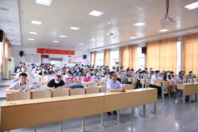党史学习教育｜湘潭市委宣讲团走进市中心医院宣讲
