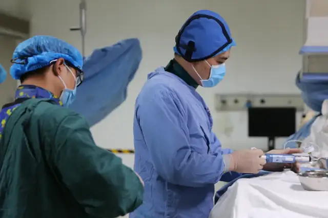 肾动脉成形术为患者护肾降压