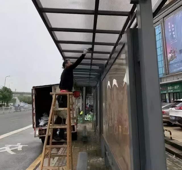「我为群众办实事」湘潭交发集团为职工解忧为群众排难