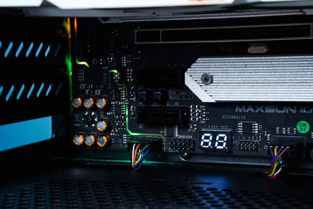 铭瑄Z590电竞之心，性能稳定，性价比高