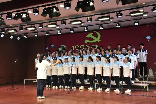 童心向党 红歌嘹亮|湘潭市三中举行“童心向党——唱支红歌给党听”合唱比赛