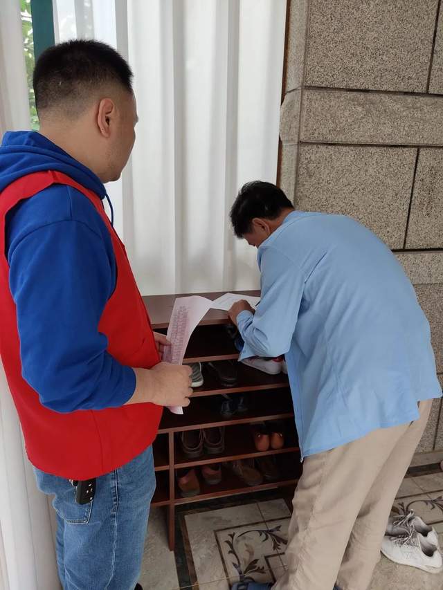 湖南省第三工程有限公司联点共建桃李社区备战创文工作 切实将“我为群众办实事”活动引向深入
