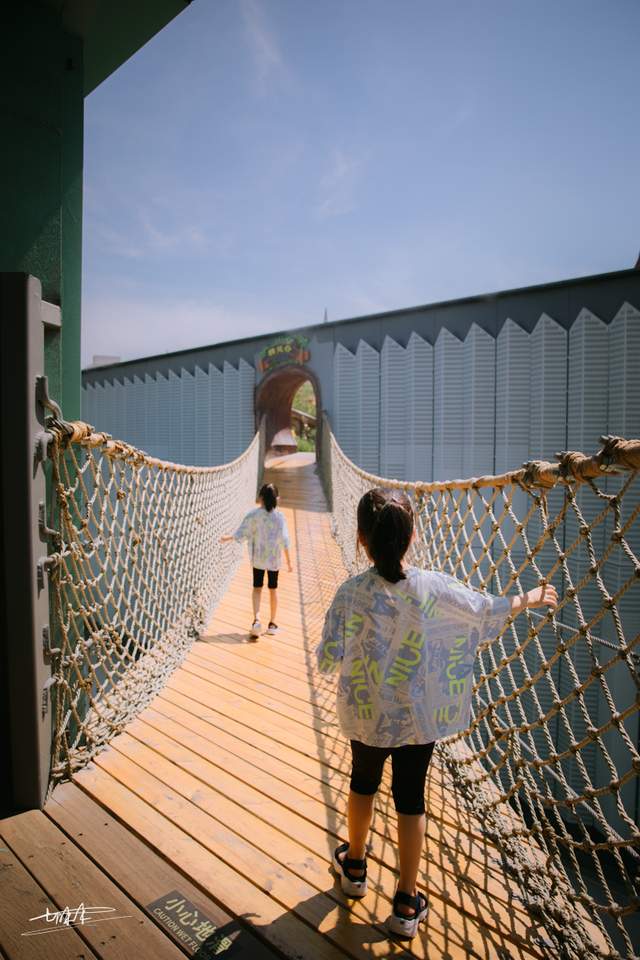 魔都遛娃宝藏地，上海宋城亲子游详细攻略，来一场侏罗纪穿越